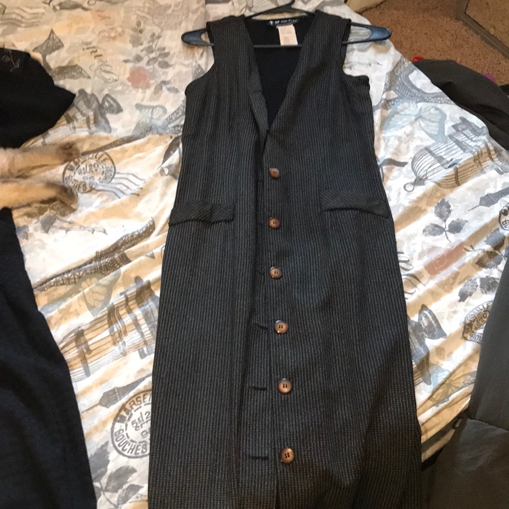 ALL THAT JAZZ VINTAGE DRESS 50% POLYESTER 50% RAYON